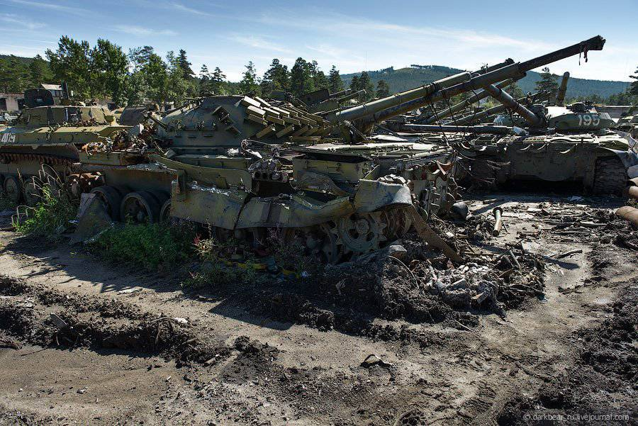 П тере. 103 БТРЗ Атамановка кладбище танков. Завод 103 БТРЗ. Т-72 103 БТРЗ. 103 Бронетанковый ремонтный завод.