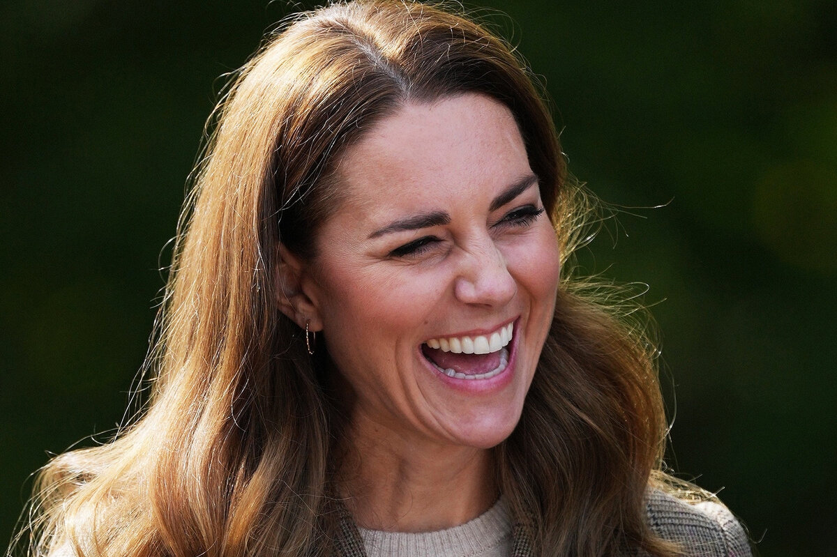     «Я жертвую двух кур»: Кейт Миддлтон подружилась с родителями и учителями школы