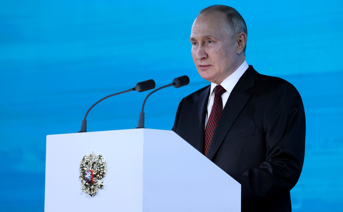 О созданном Сталиным и "созданном" Путиным на примере его речи в "Ростех"