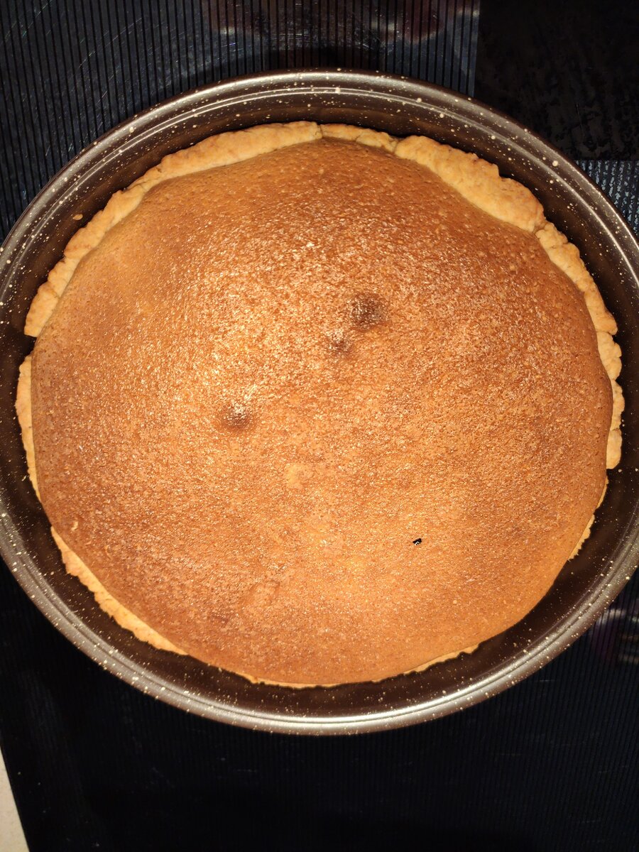 Пирог заливной, ягоды внутри!