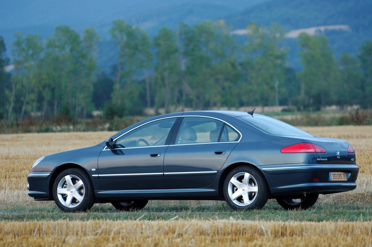 Peugeot 607