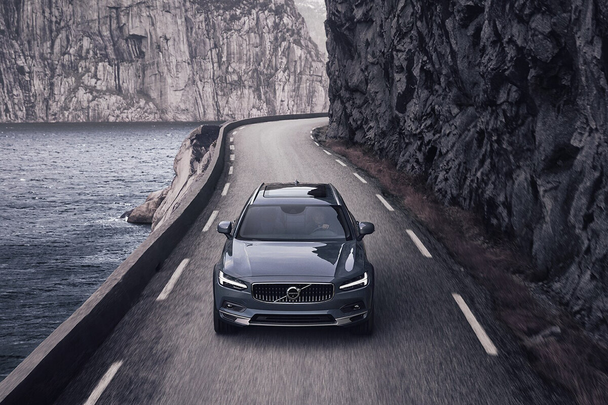 Volvo V90 Cross Country