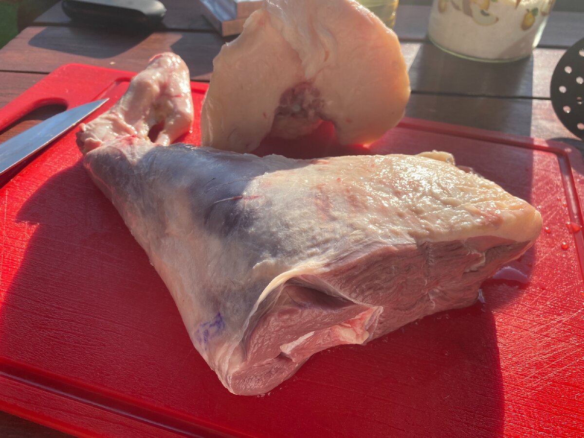 Бараний окорок и курдюк