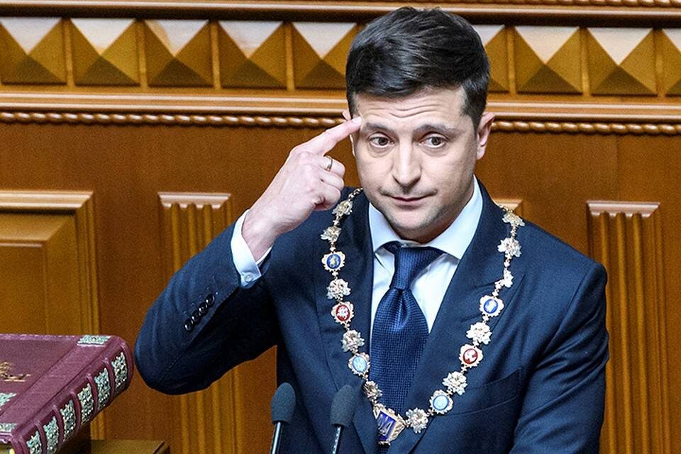 Владимир Зеленский - президент Украины.