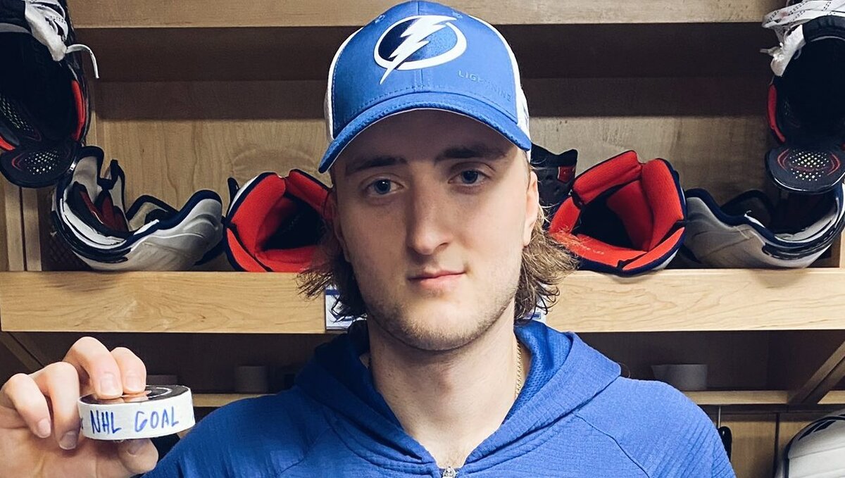 Андрей Свечников и Александр Волков были заметными фигурами в составах «Каролины» и «Тампы» в матчах с «Коламбусом» и «Флоридой», но только одному из них удалось добиться победы.