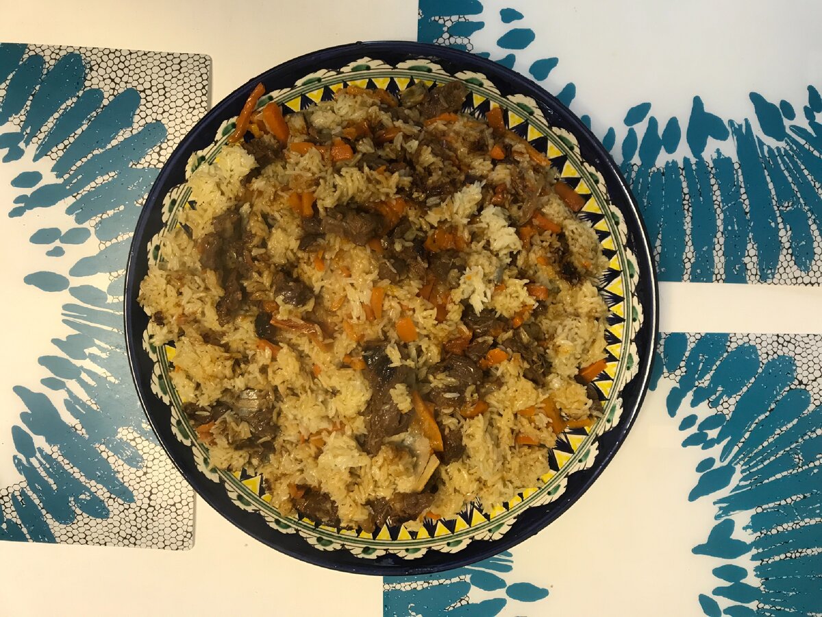 Плов в афганском казане. Готовим афганский плов. Афганский плов екатеринбург. Плов в афганском казане. Афганский плов кабули.