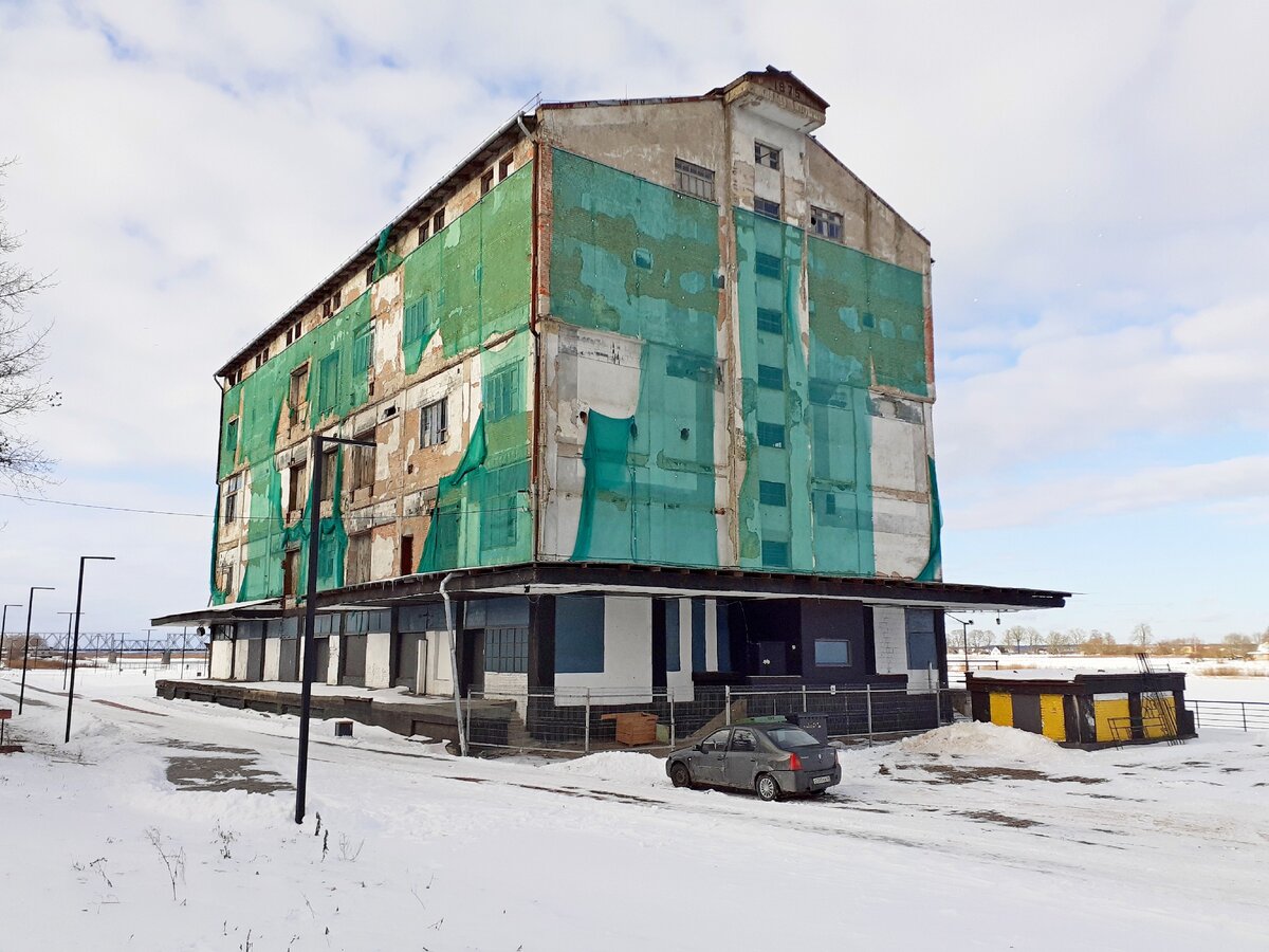 Узнала, что в маленьком городке на границе с Литвой сохранился шедевр  знаменитого немецкого архитектора. Показываю | Не усложняя жизнь. Туры по  Калининградской области | Дзен