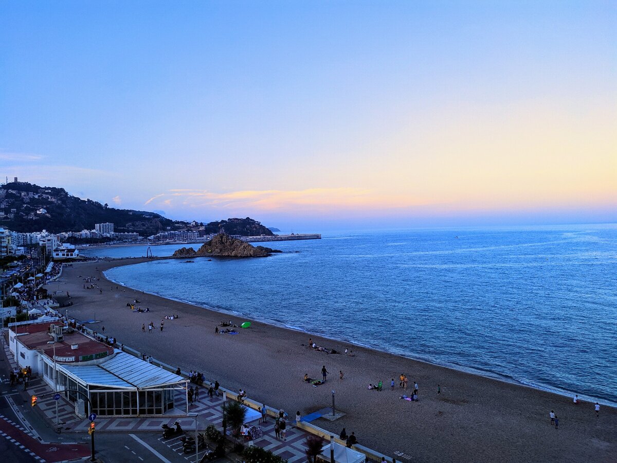 Пляж в Бланесе