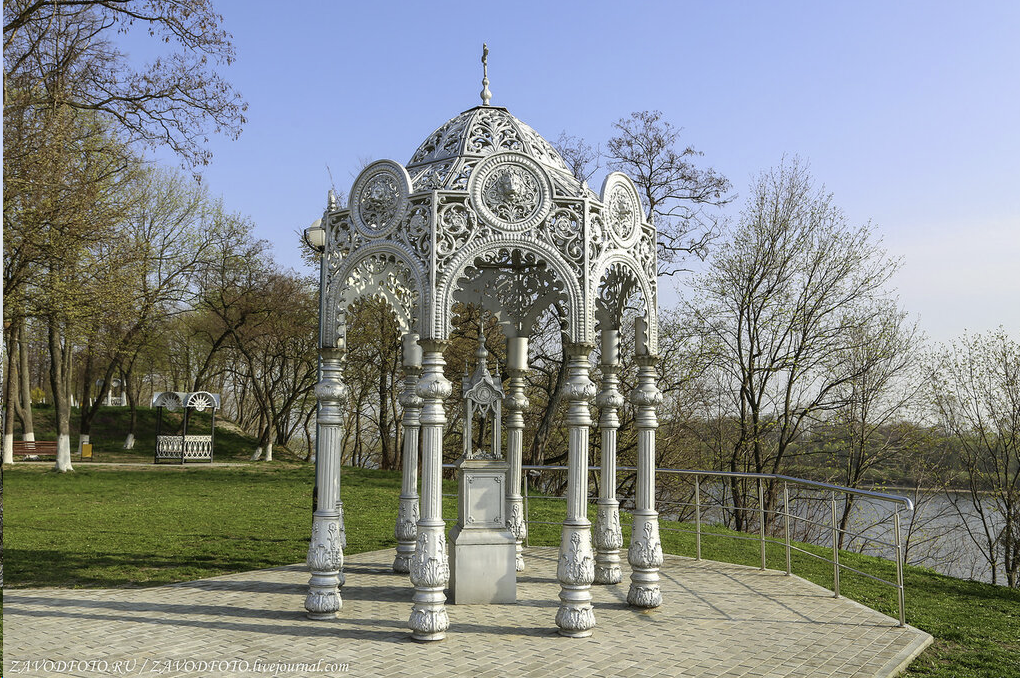 Часовня-беседка. Фото: https://img-fotki.yandex.ru/