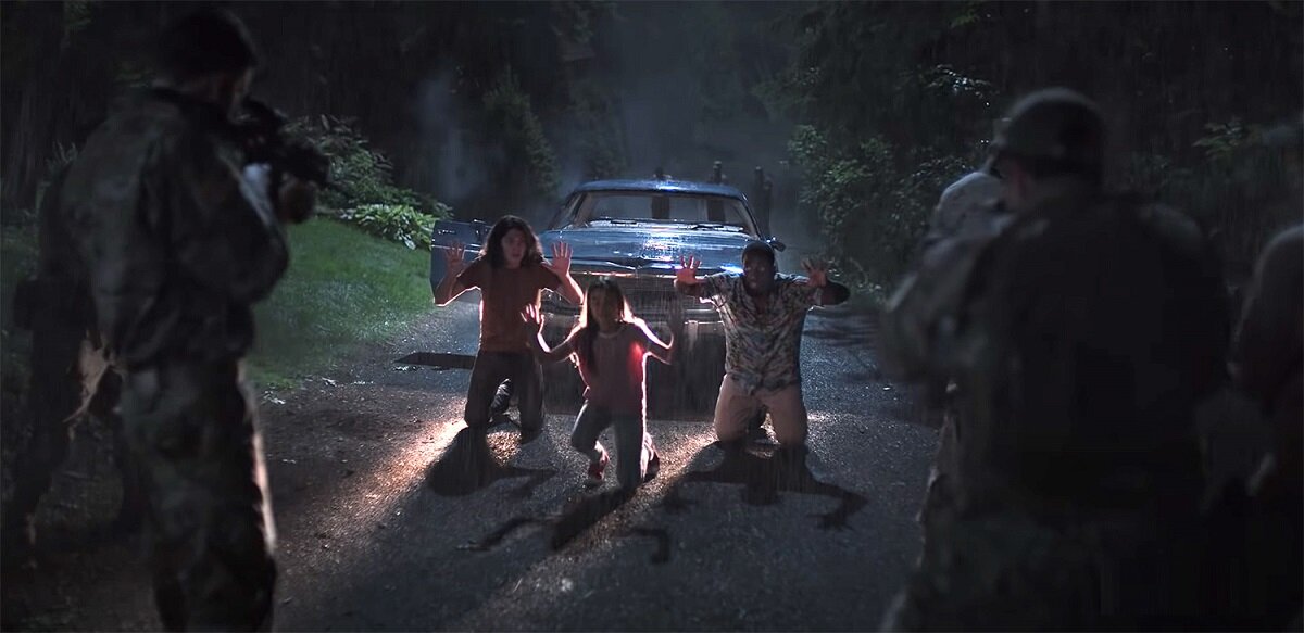 Поставить на колени чернокожего - смелый сюжетный ход по нынешним временам.