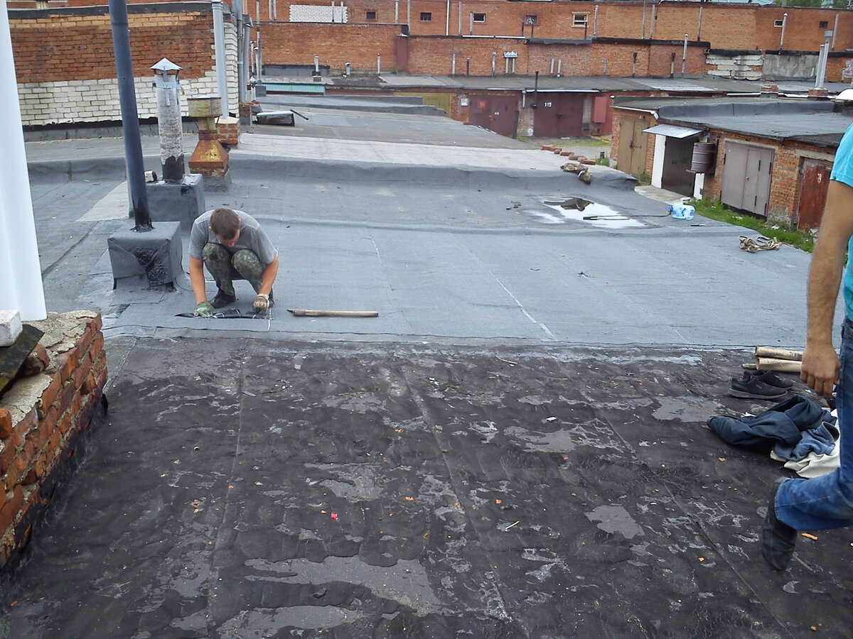 Оклейка вентиляционной шахты