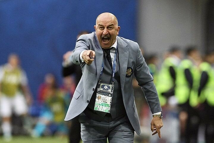 Станислав Черчесов действительно отказался от неустойки. Фото СЭ