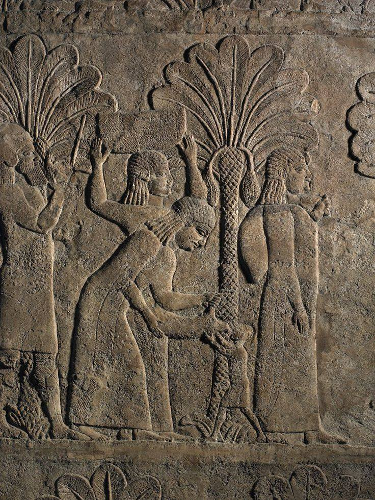 Женщины с детьми на фоне пленных, которых ассирийские солдаты проводят через плантации финковых пальтм(Ниневия 1 тыс. до н.э.). © Trustees of the British Museum