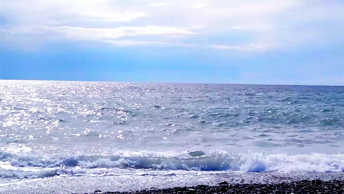 Бескрайнее море.