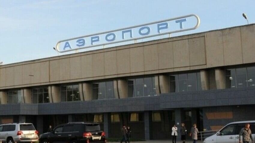     Минстрой анонсировал снижение стоимости субсидированных билетов на 2023 год. Перевозки будет осуществлять авиакомпания «Аврора».