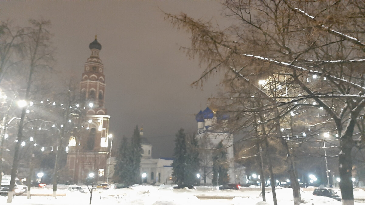 Фото автора : Храм Михаила Архангела в г. Бронницы Московской области.