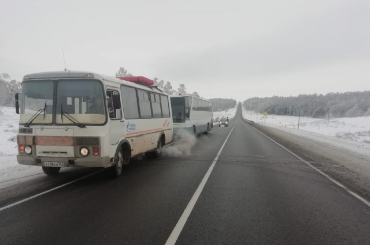    Горело днище: в Гайском районе загорелся туристический автобус с детьми и взрослыми.