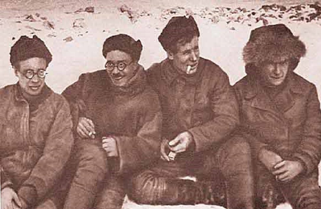 В ходе экспедиции отсняты более пяти. Североземельская Экспедиция 1930 1932 гг. Урванцев геолог.