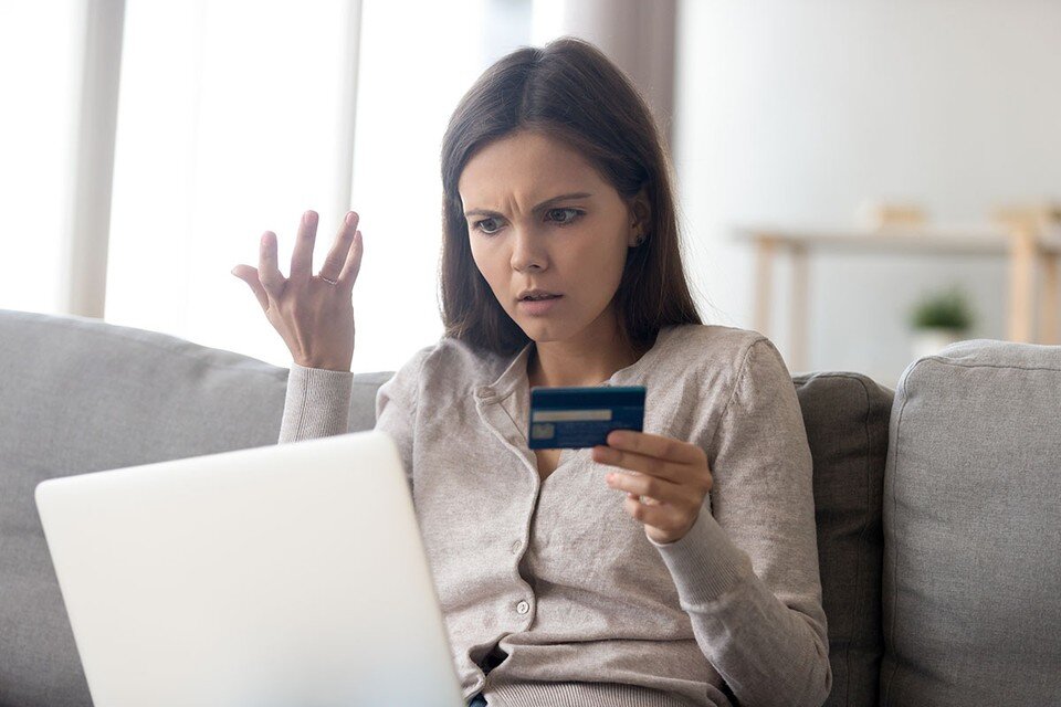     Самозапрет на кредиты защитит россиян от мошенников  Shutterstock