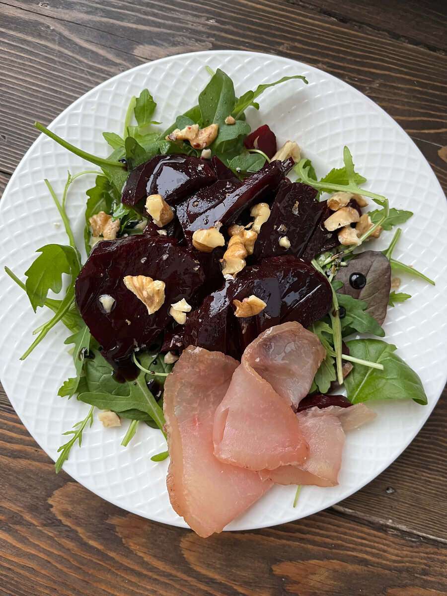 Утренняя композиция от Дарьи Третьяковой. Ее идеи здесь: https://t.me/wellness_hedonism