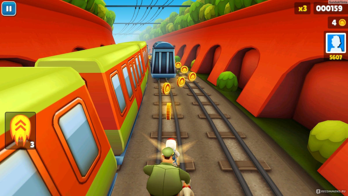 Subway Surfers 2013. Игра сабвей сёрф 2012. Бегалки Subway Surfers. Сабвей серф 2012.