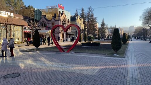 Как живет курортный город Кисловодск в несезон. Зимняя прогулка по Курортному бульвару