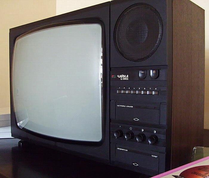 ТЕЛЕВИЗОР ЦВЕТНОГО ИЗОБРАЖЕНИЯ "ЧАЙКА Ц280Д"(фото из интернетов)