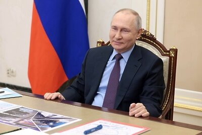    Президент РФ Владимир Путин в режиме видеосвязи принимает участие в открытии Большой кольцевой линии московского метро. ©Михаил Метцель РИА Новости