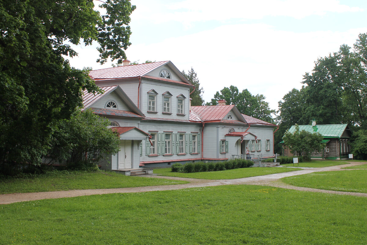 Ярославская абрамцево. Усадьба Абрамцево снаружи.