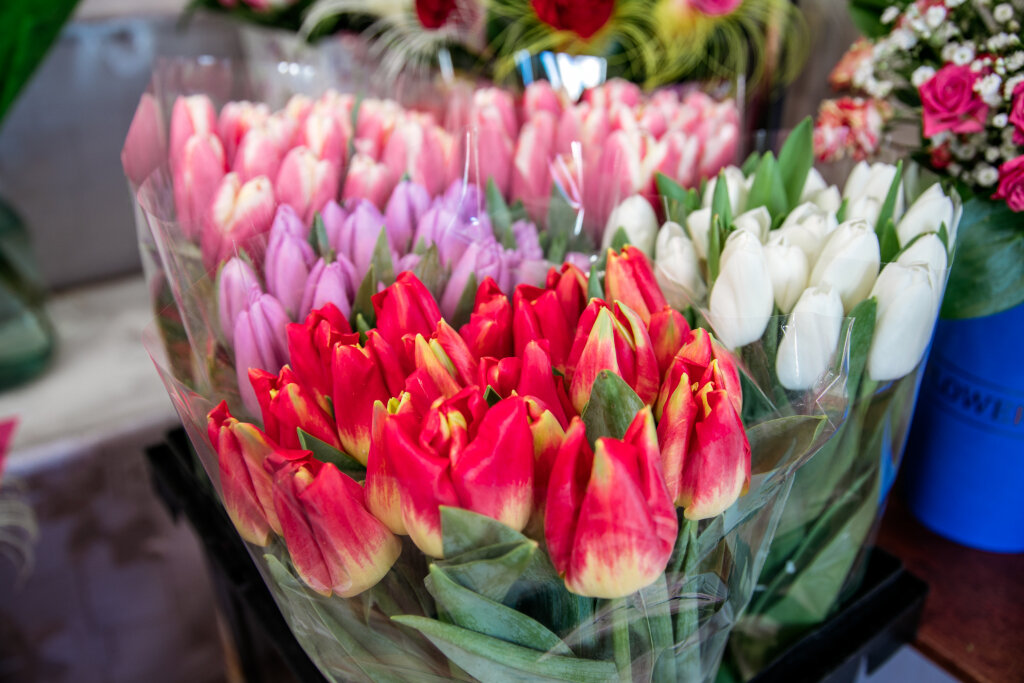    Какие необычные подарки дарили женщинам в Югре