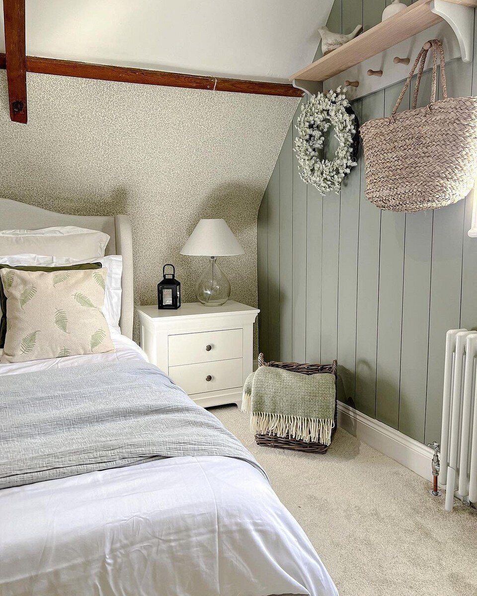    Соцсети блогера our_kentish_barn