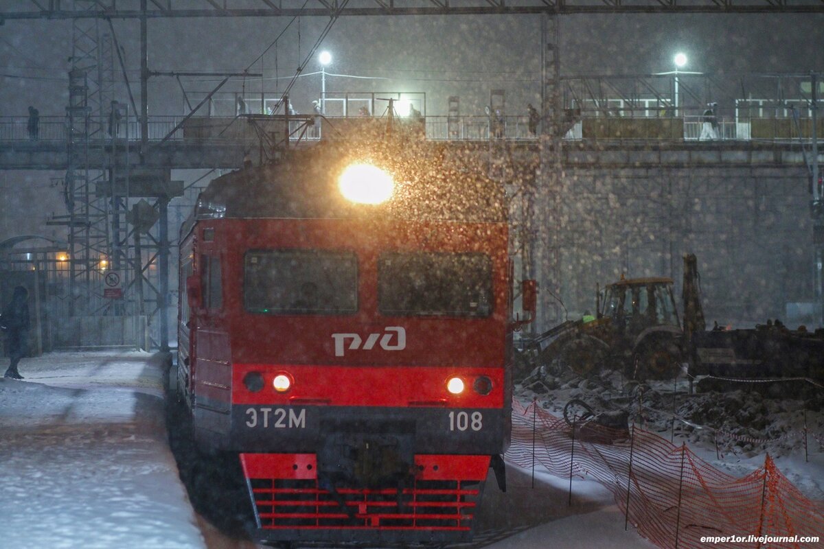 Электричка крюково ховрино на сегодня. Эт2м-119. Эт2м электропоезд. Эт2м ВЖД. Поезд эт2м