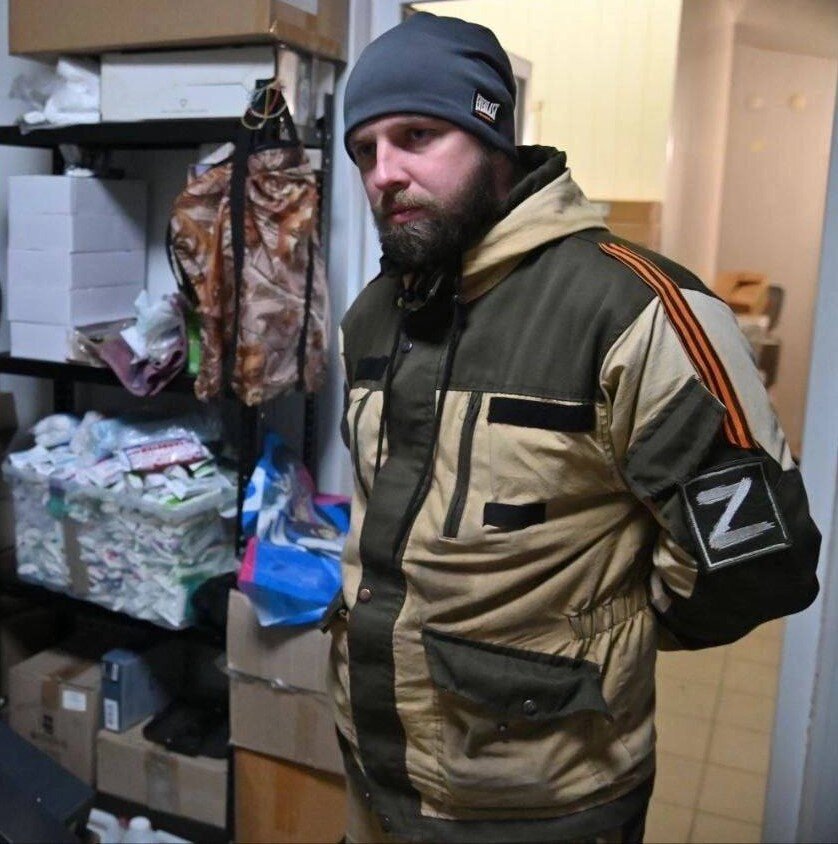 Дмитрий волонтер группы "Ребята, мы с вами!" фото из личного архива.