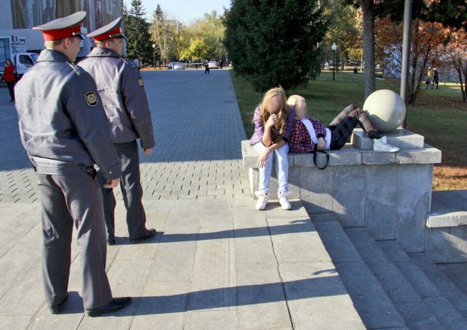    Сейчас девочка находится в ковидном госпитале Олег Укладов