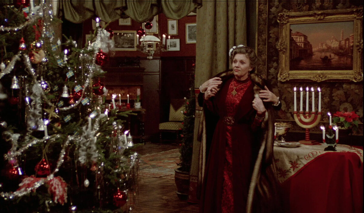 Кадр из фильма "Фанни и Александр" (1982)