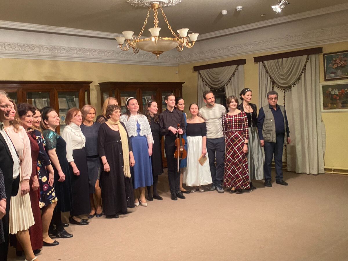 Труппа театра