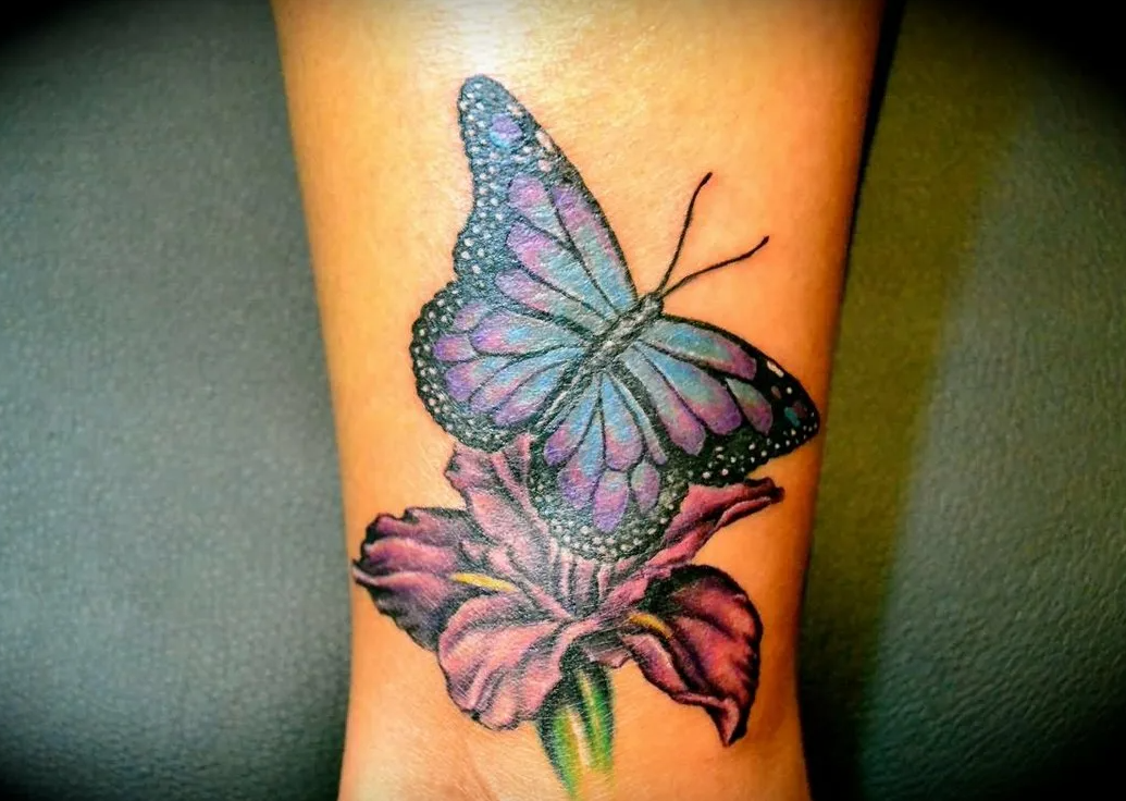 Татуировка бабочка: значение и фото