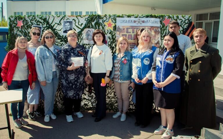    В Адамовском районе провели акцию в поддержку участников спецоперации Кристина Просвиркина