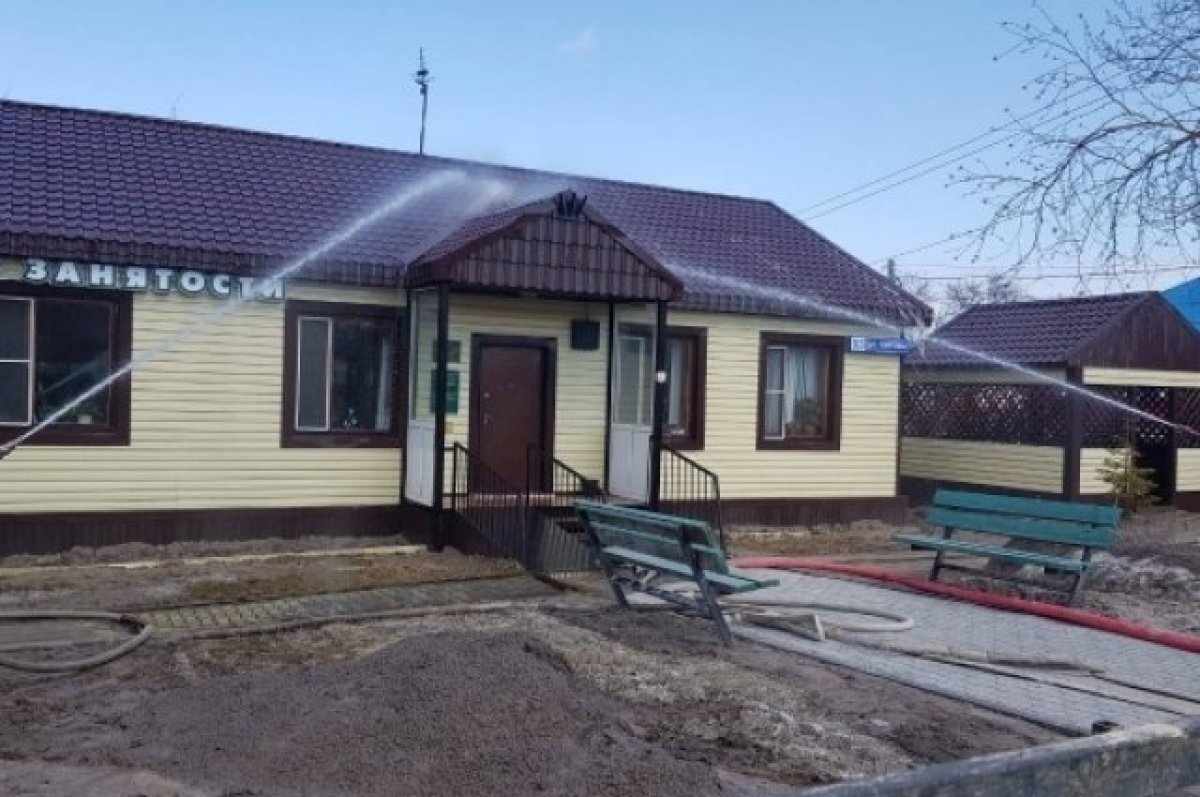    Из-за ветра здания в Усть-Камчатском районе снова накрывает пеплом