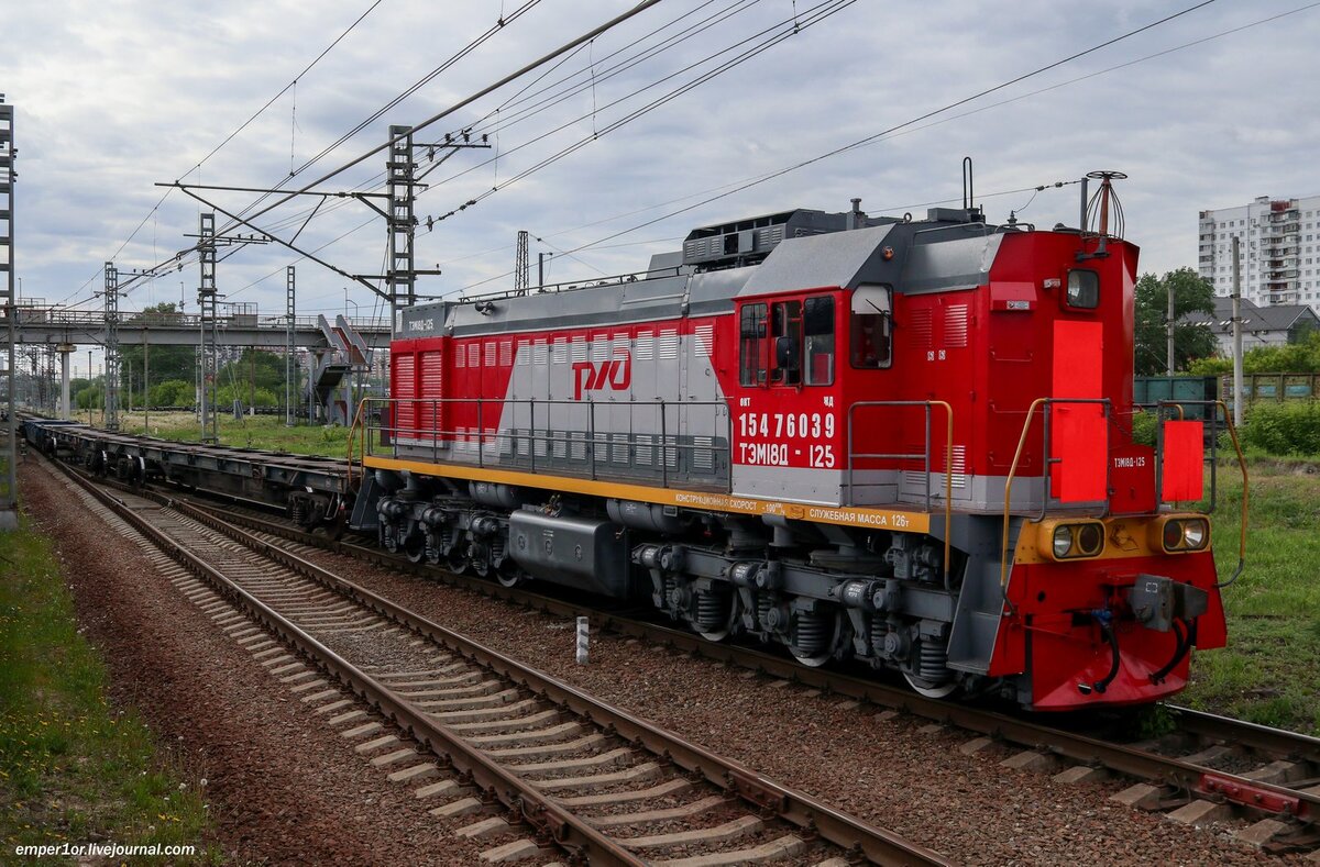 Тепловоз ТЭМ18ДМ-125, ст. Ховрино. 