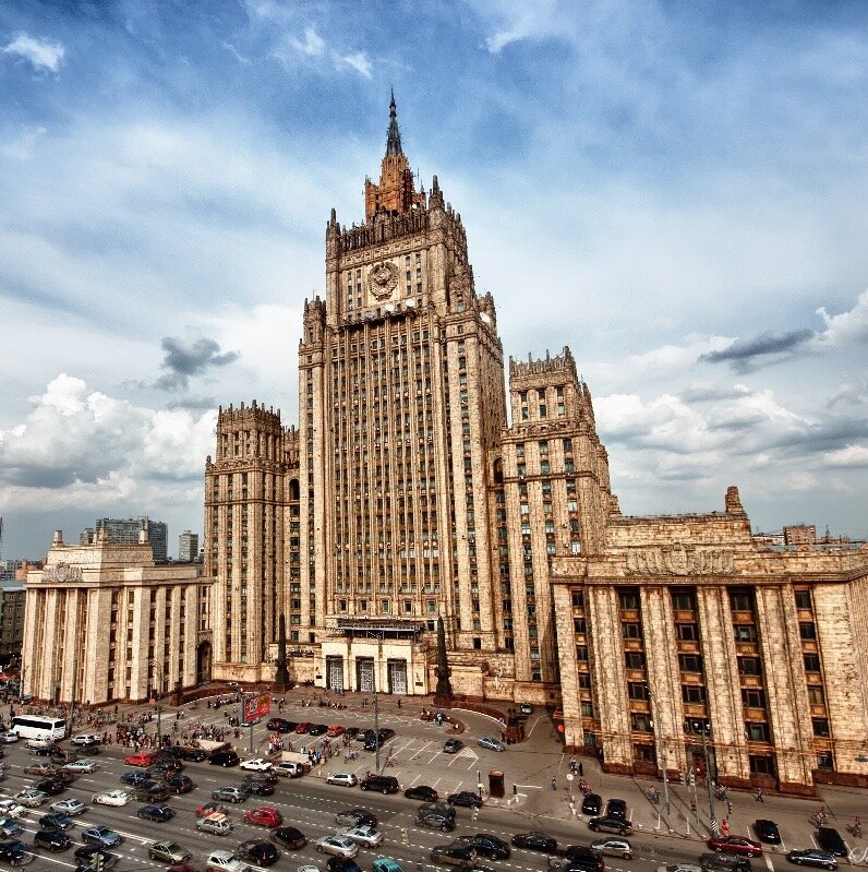 Речь о людях, которые из-за пандемии COVID-19 застряли за рубежом, но затем вернулись в Россию сами, не сообщив об этом.