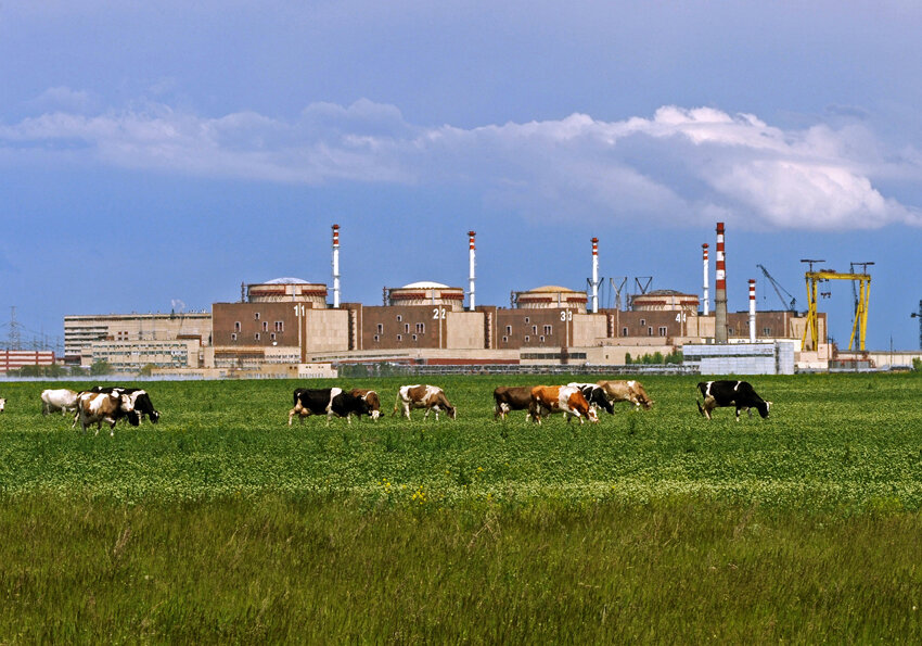 Не обязательно быть сотрудником БАЭС, чтобы увидеть со стороны одну из самых крупных станций нашей страны.