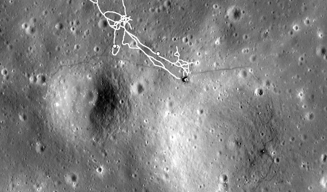 Флаг на луне фото со спутника