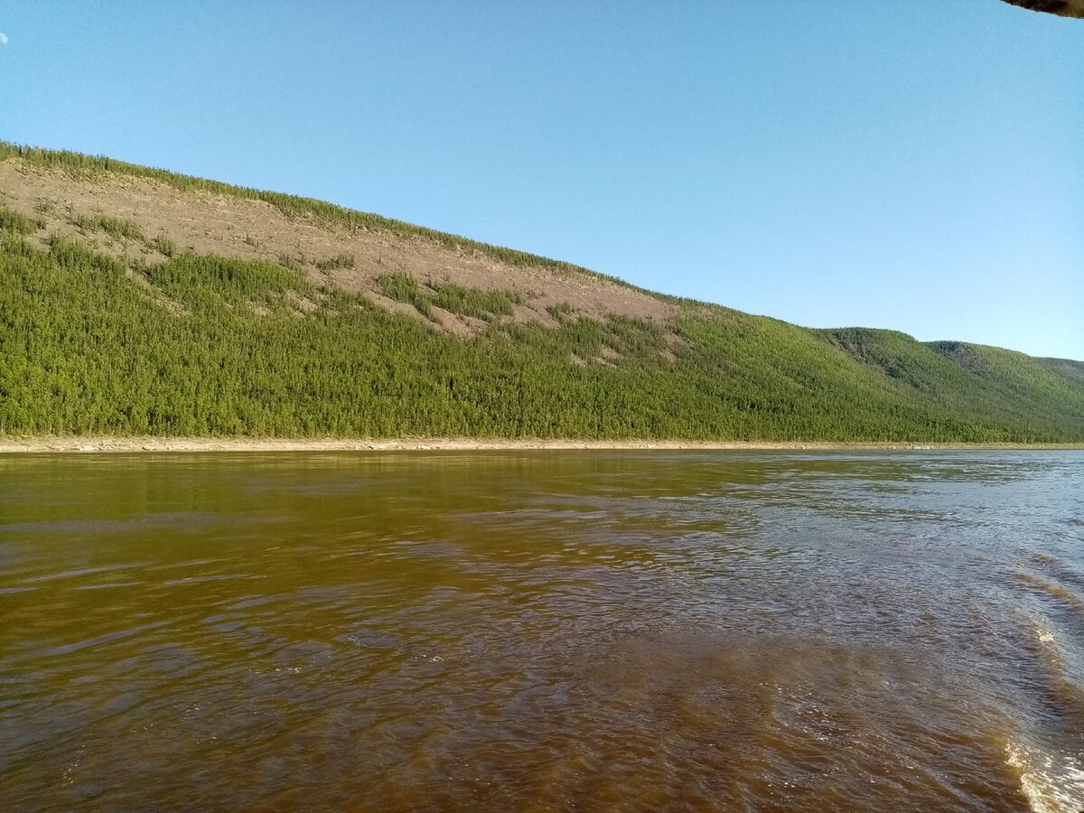 Берега реки лена