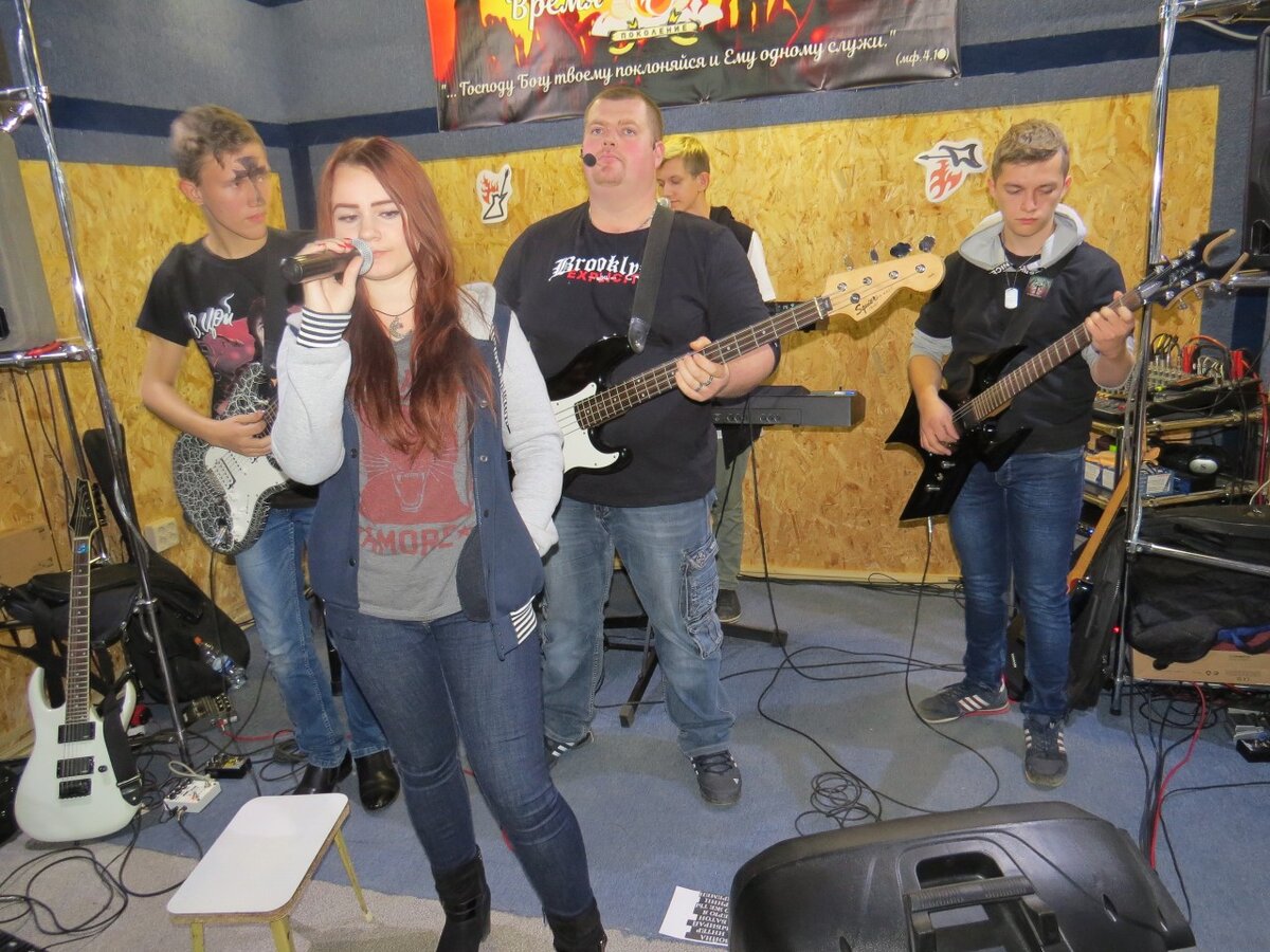 Первый рок концерт.