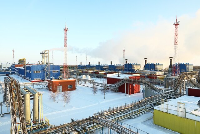 Вынгаяха была построена в рекордно короткие сроки: проектные работы начались в 1999 году, а работа ДКС в трассу с полной нагрузкой – в январе 2006 года.