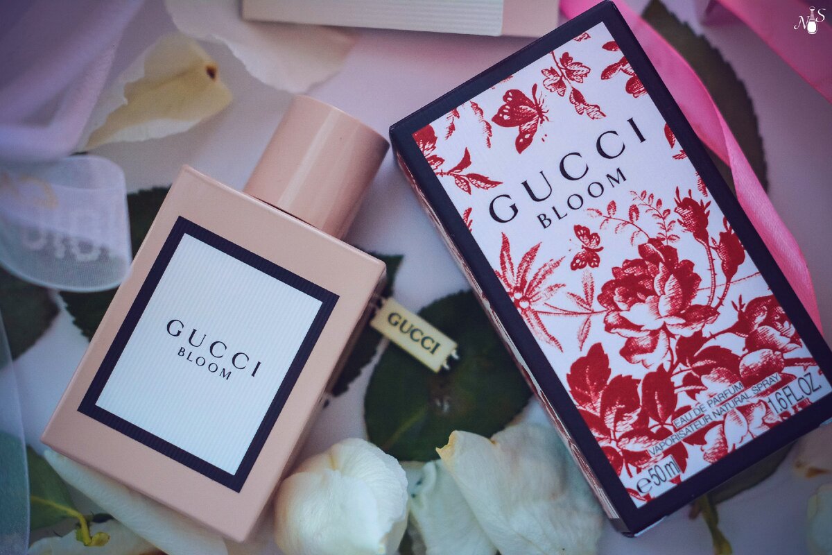 Упаковка Gucci Bloom