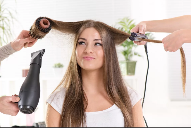 Как выпрямить волосы: советы стилистов