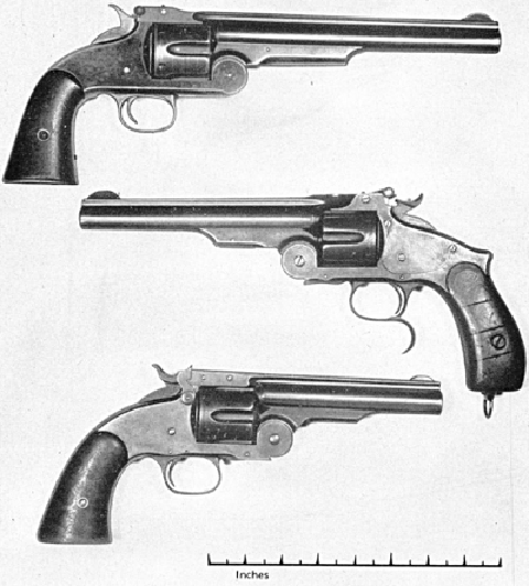 Smith & Wesson  №3 разных модификаций (сверху вниз) American, Russian, Schofield