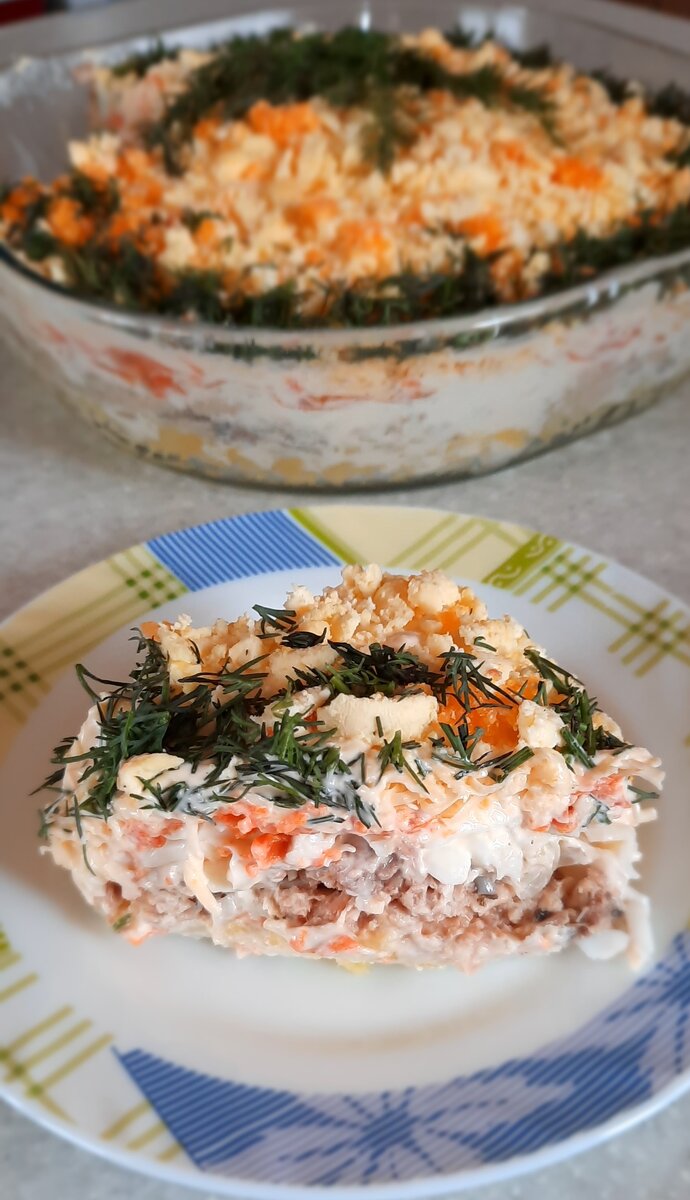 Ностальгический рецепт классического салата «Мимоза» с рыбой и картошкой